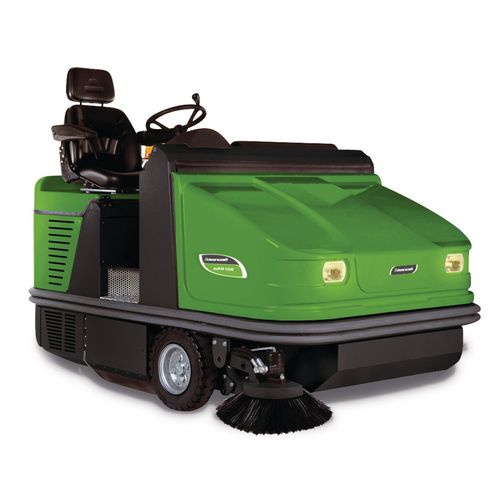 Máy quét rác công nghiệp (dạng ngồi lái) chạy bằng động cơ diesel AUKM 1200